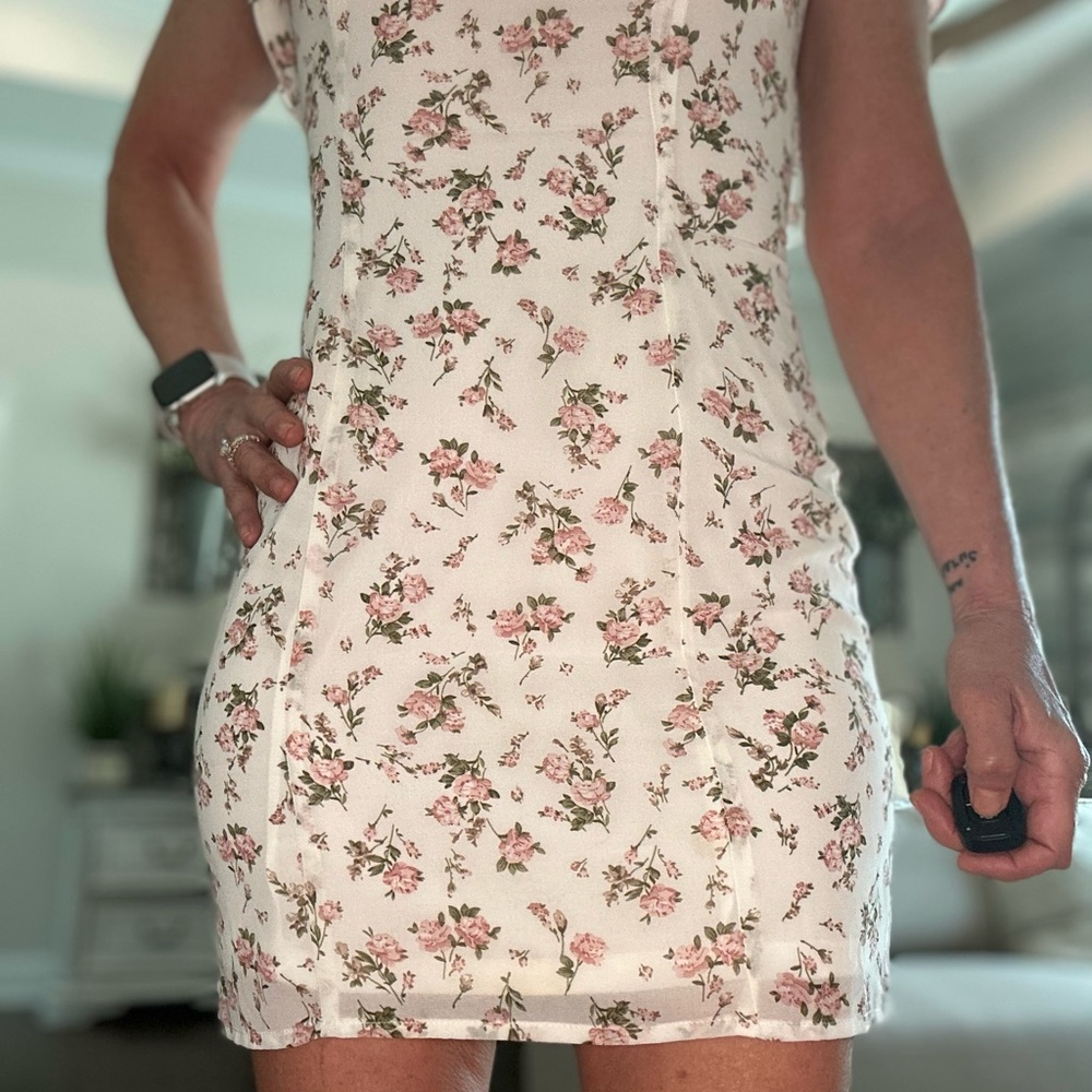 Sweet little dress!